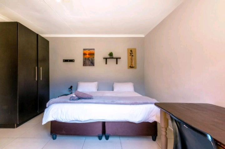 Per Night Linden Guest House