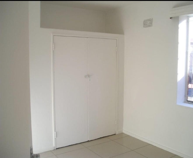 Flat to rent in Towerby