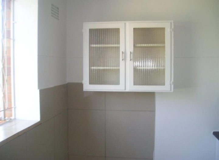 Flat to rent in Towerby