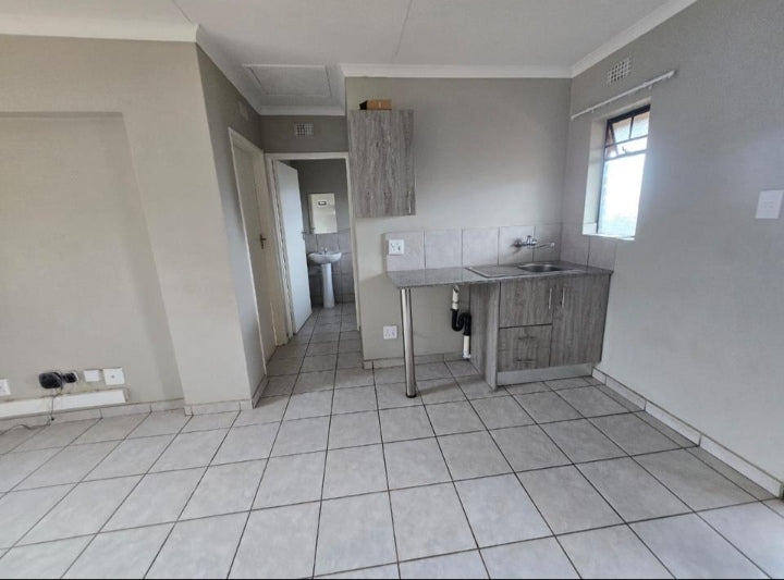 Flat To Rent In Sky City