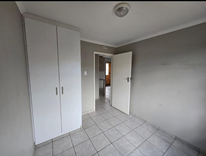 Flat To Rent In Sky City