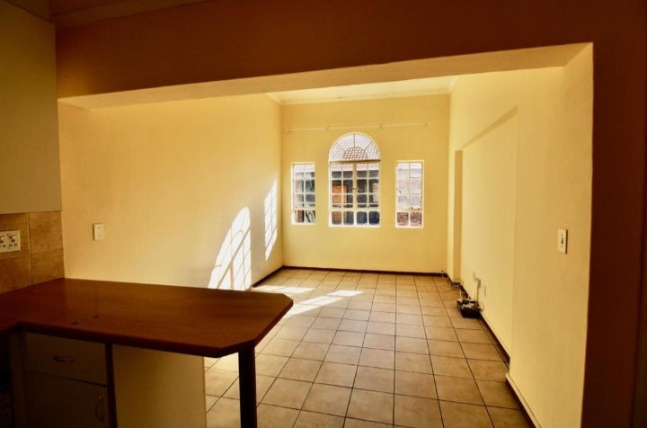 Flat To Rent In Ravenswood