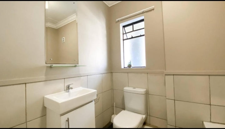 Flat To Rent In Rosettenville