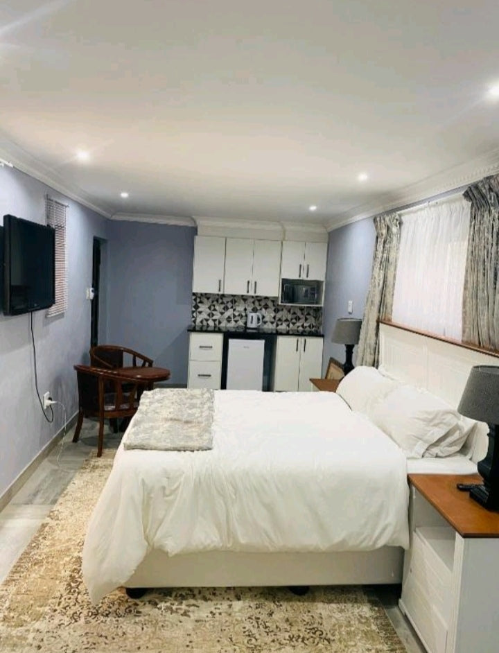 Per Night Villa Monche