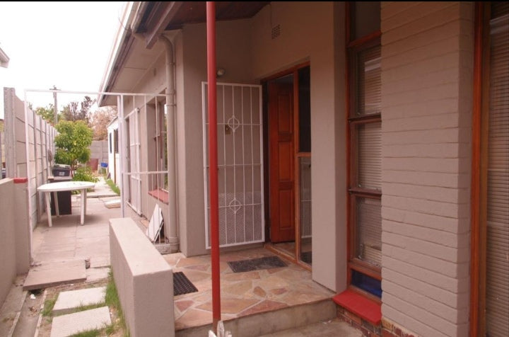 Flat To Rent In Churchill Estate