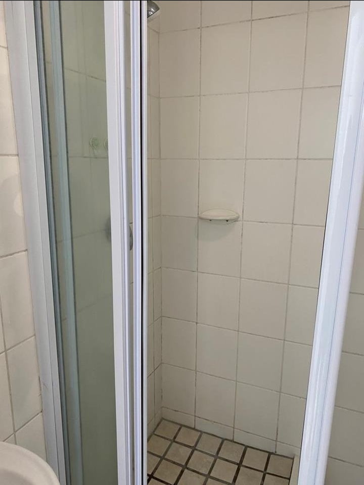 Flat To Rent In Churchill Estate