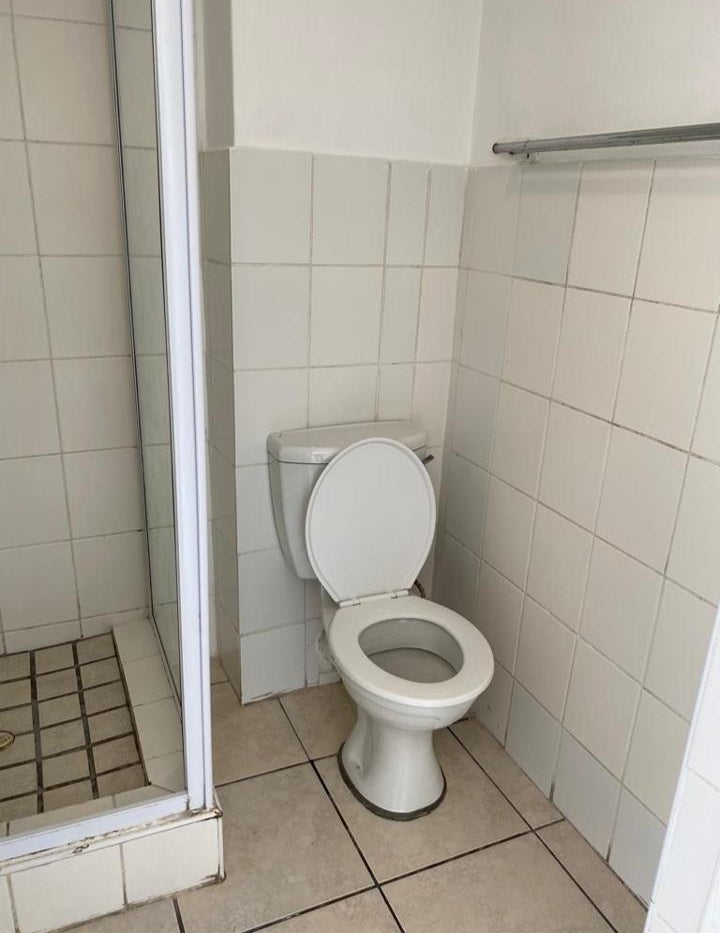 Flat To Rent In Churchill Estate