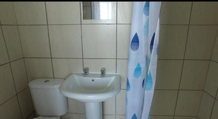 Flat To Rent In Parow Central
