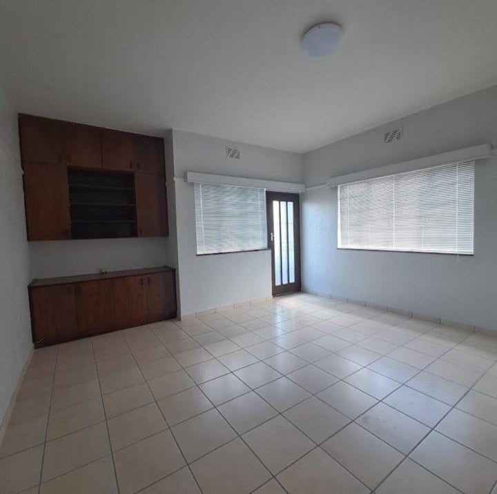 Flat To Rent In Fairfield Estate