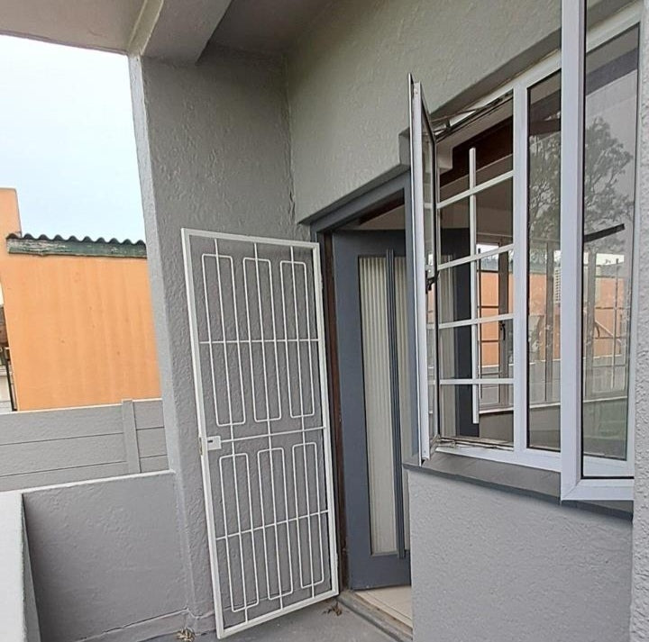 Flat To Rent In Fairfield Estate