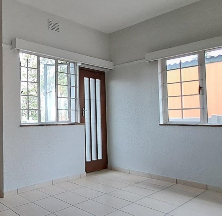 Flat To Rent In Fairfield Estate