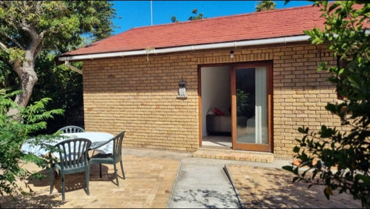 Flat To Rent In Flamingo Vlei
