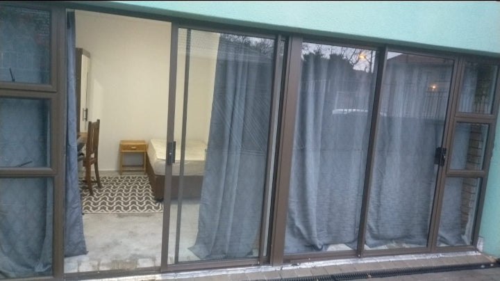 Flat To Rent In Rosebank