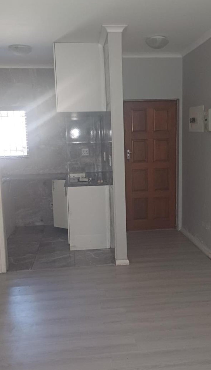 Flat To Rent In Kuils River South