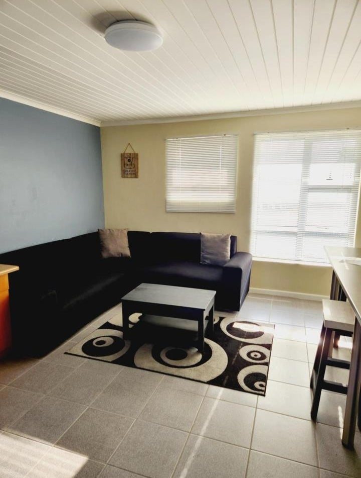 Flat To Rent In Oakdale