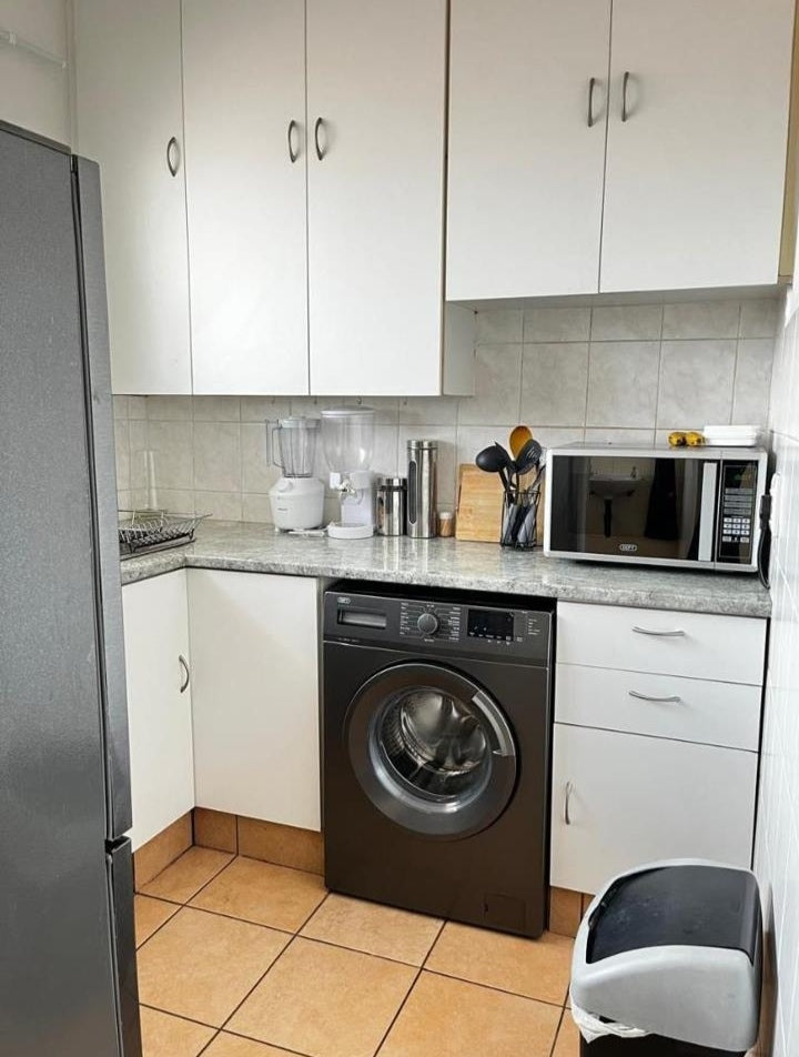 Flat To Rent In Essenwood