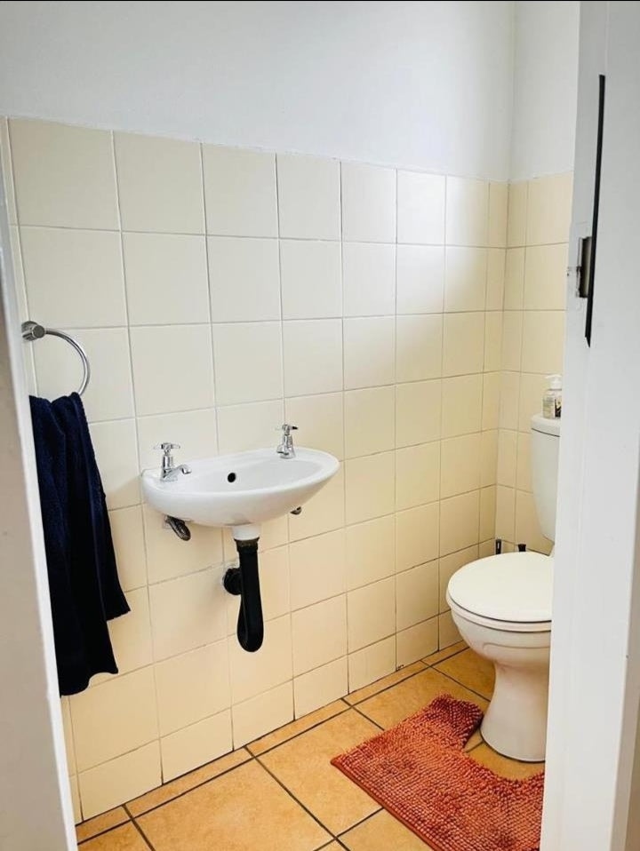 Flat To Rent In Essenwood