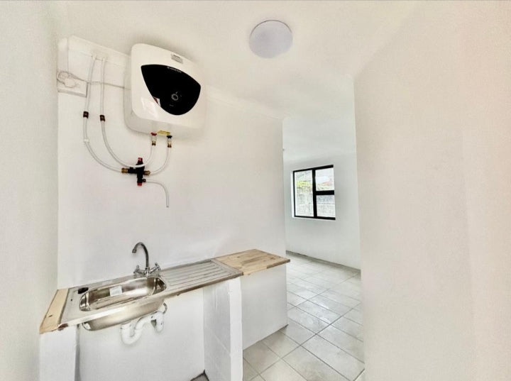 Flat To Rent In Elsies River