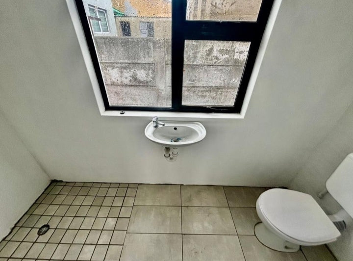 Flat To Rent In Elsies River