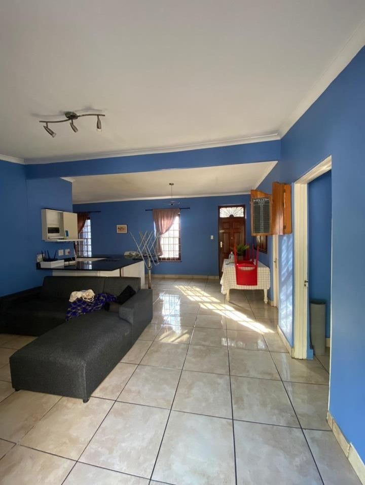 Flat To Rent In Mowbray