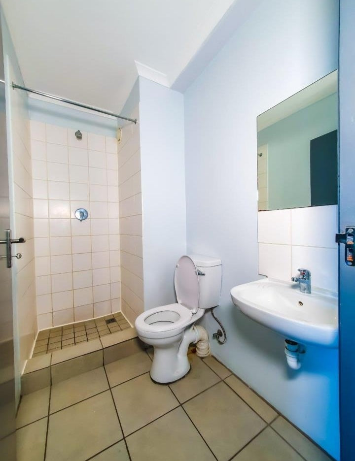 Flat To Rent In Wynberg