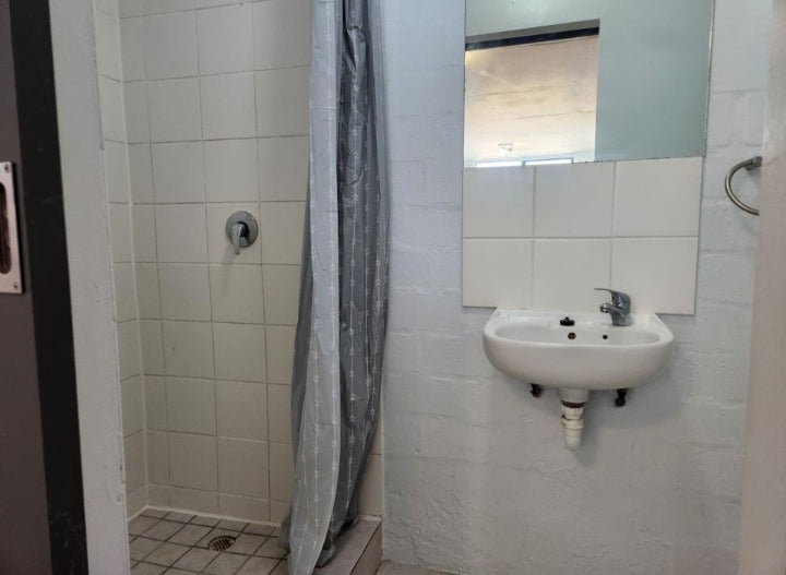 Flat To Rent In Wynberg