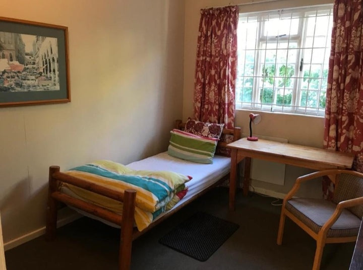 Flat To Rent In Rondebosch