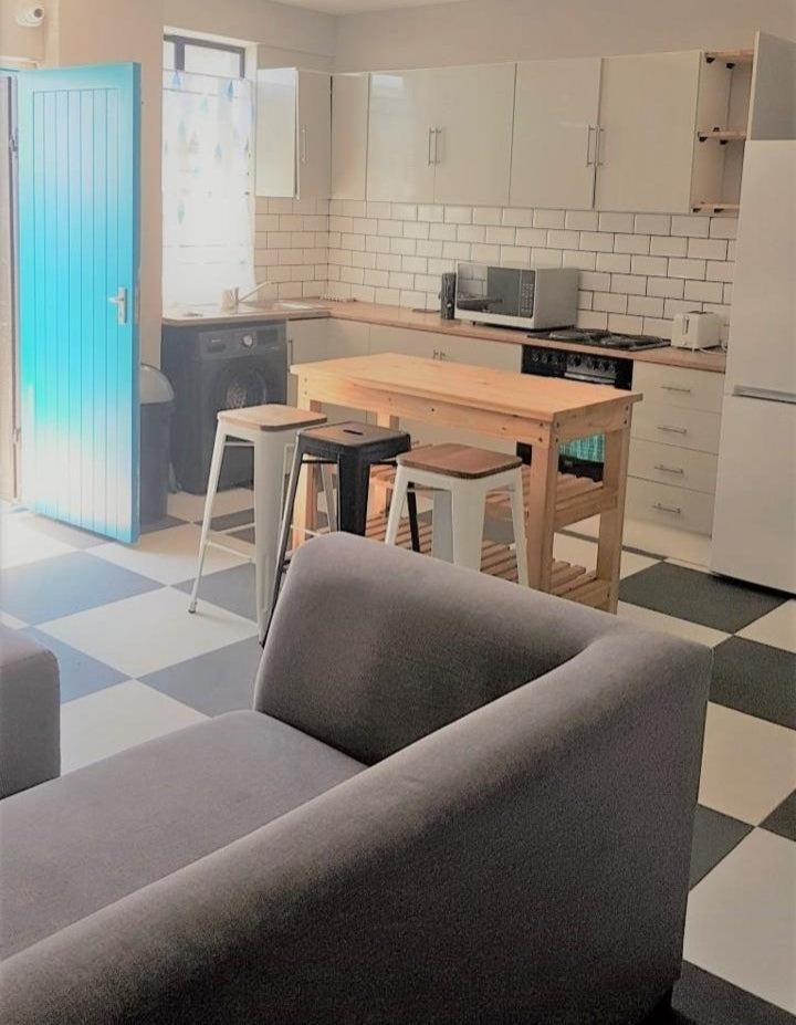 Flat To Rent In Woodstock