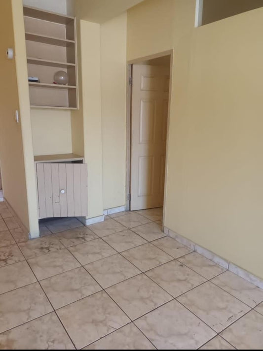 Flat To Rent In Pretoria Central