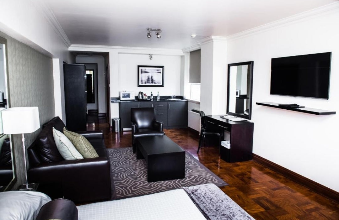 Per Night Belaire suites hotel