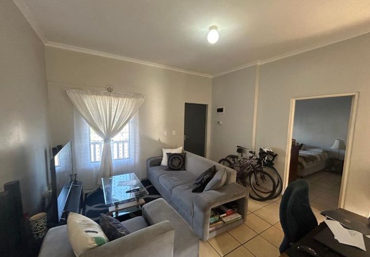Flat To Rent In Parklands East