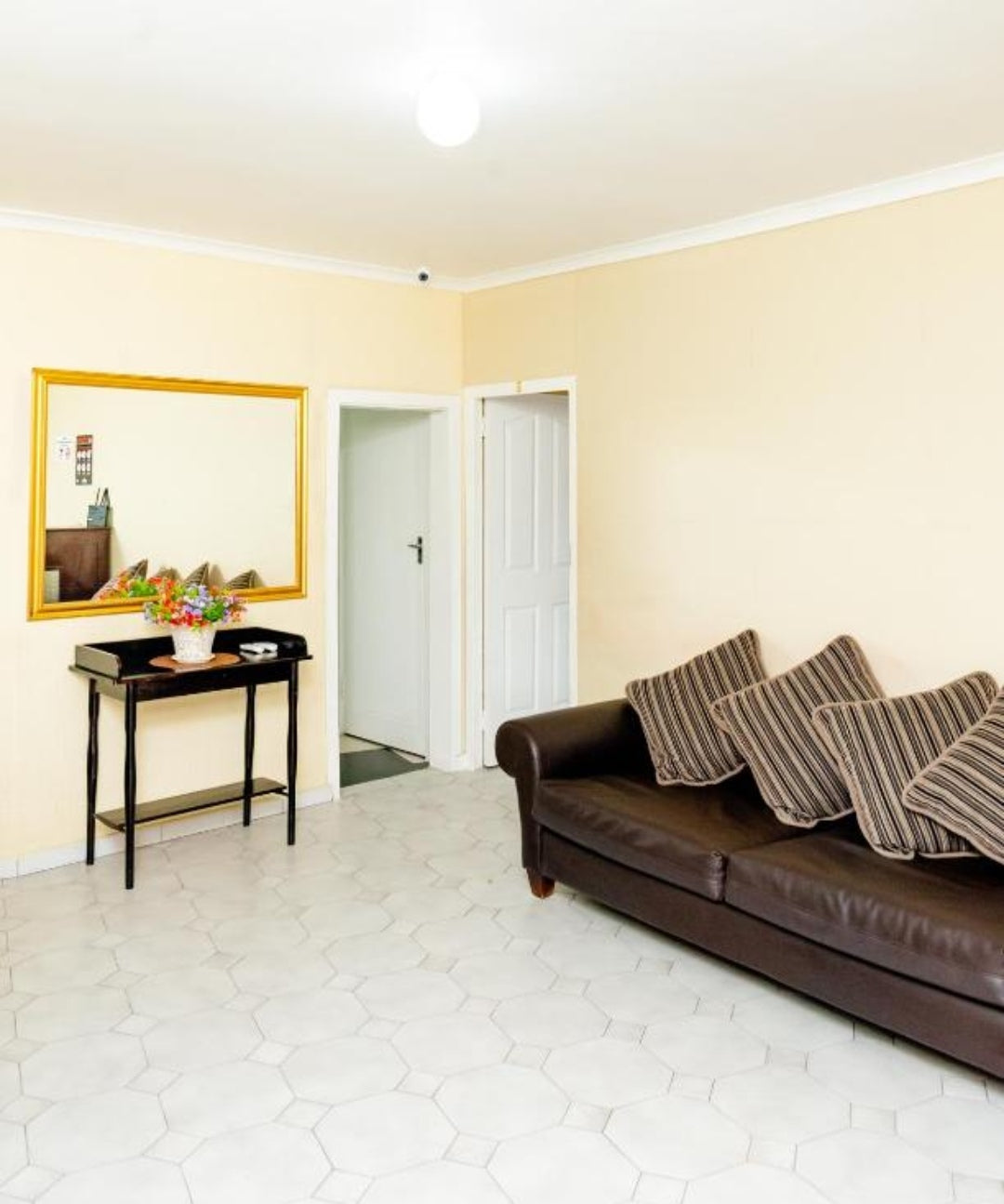 Per Night Nkosazana Guests house