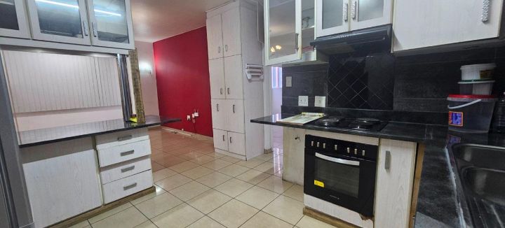 Flat To Rent In Overport