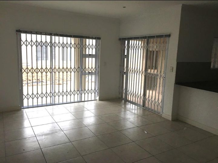 Flat to Rent In Brackenfell Central