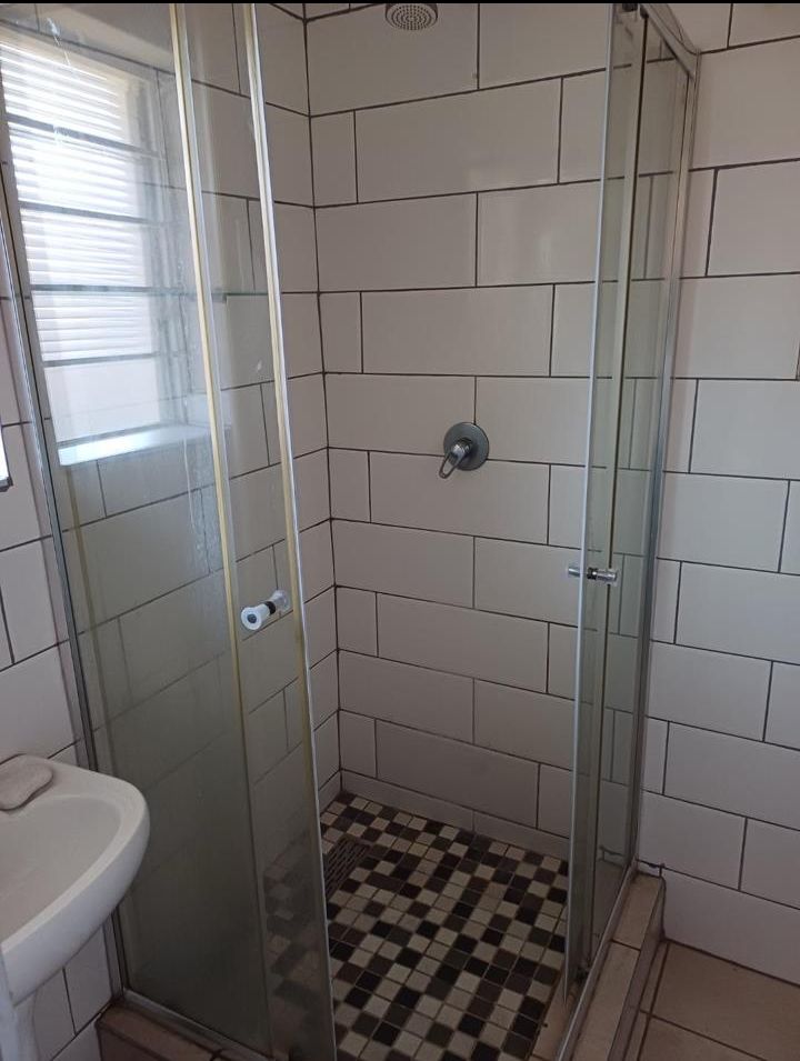 Flat To Rent In Winderm