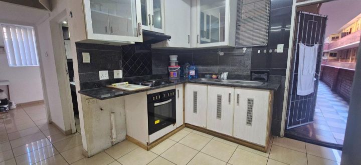 Flat To Rent In Overport