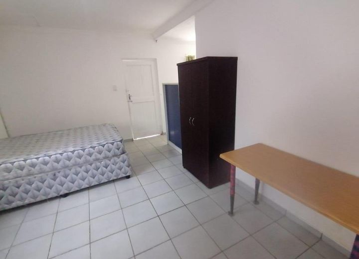 Flat To Rent In Westville