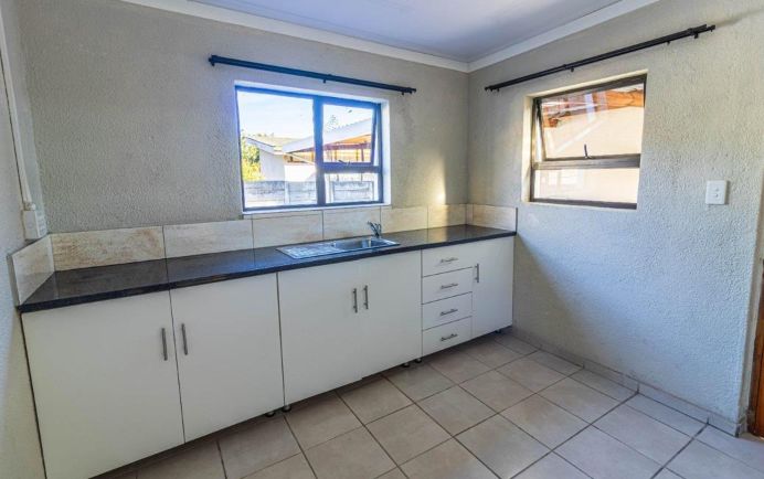 Apartment To Rent In Kraaifontein