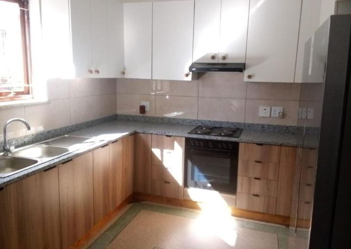 House To Rent In Morningside