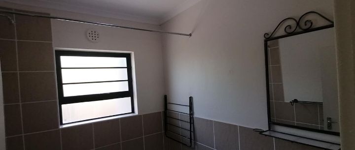Flat To Rent In Parklands East