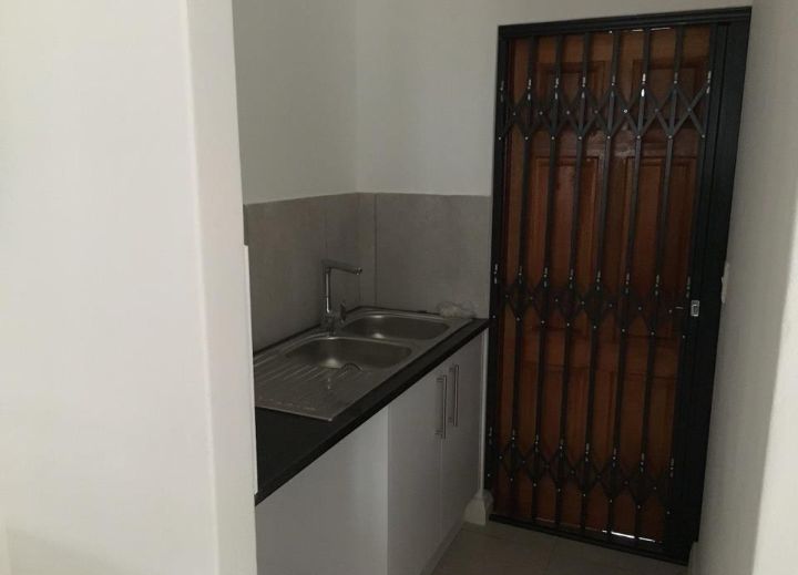 Flat to Rent In Brackenfell Central