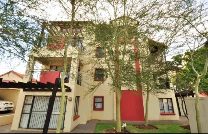 Flat To Rent Oukraal Estate