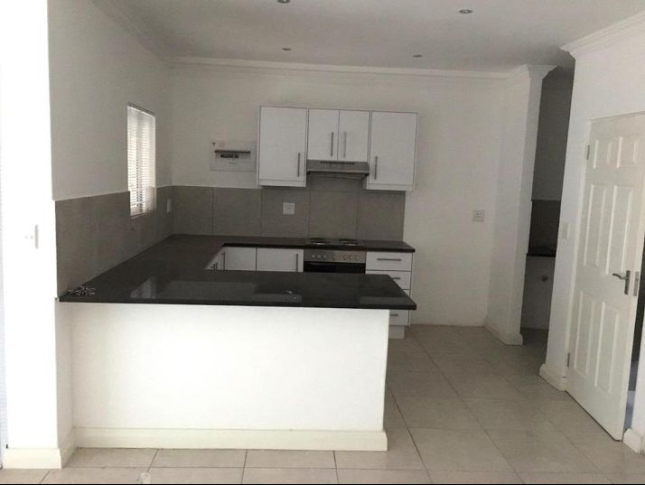 Flat to Rent In Brackenfell Central