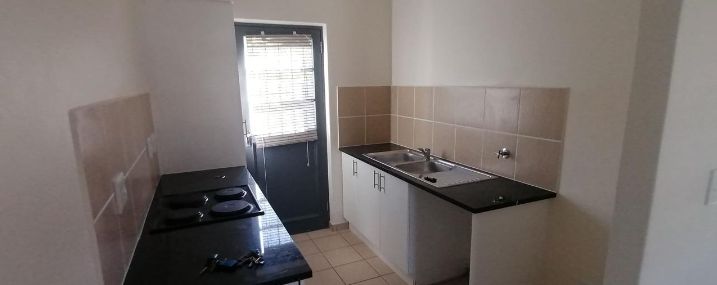 Flat To Rent In Parklands East