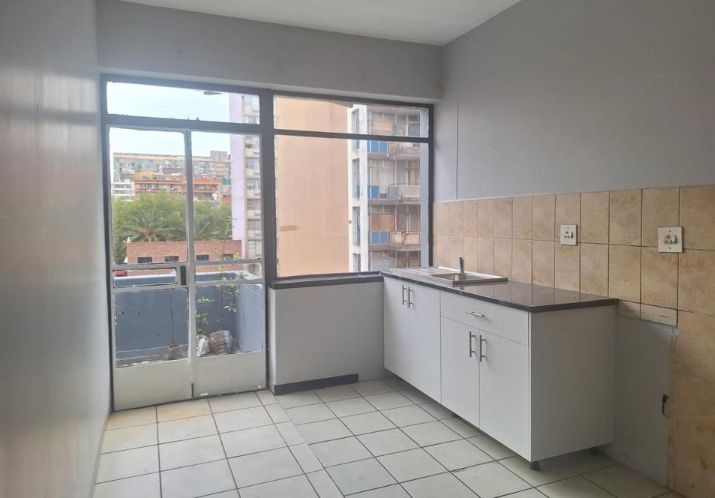 Flat To Rent In Berea