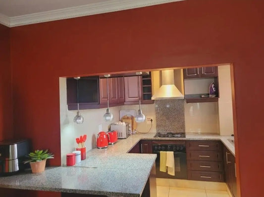 Flat to rent in Montclair