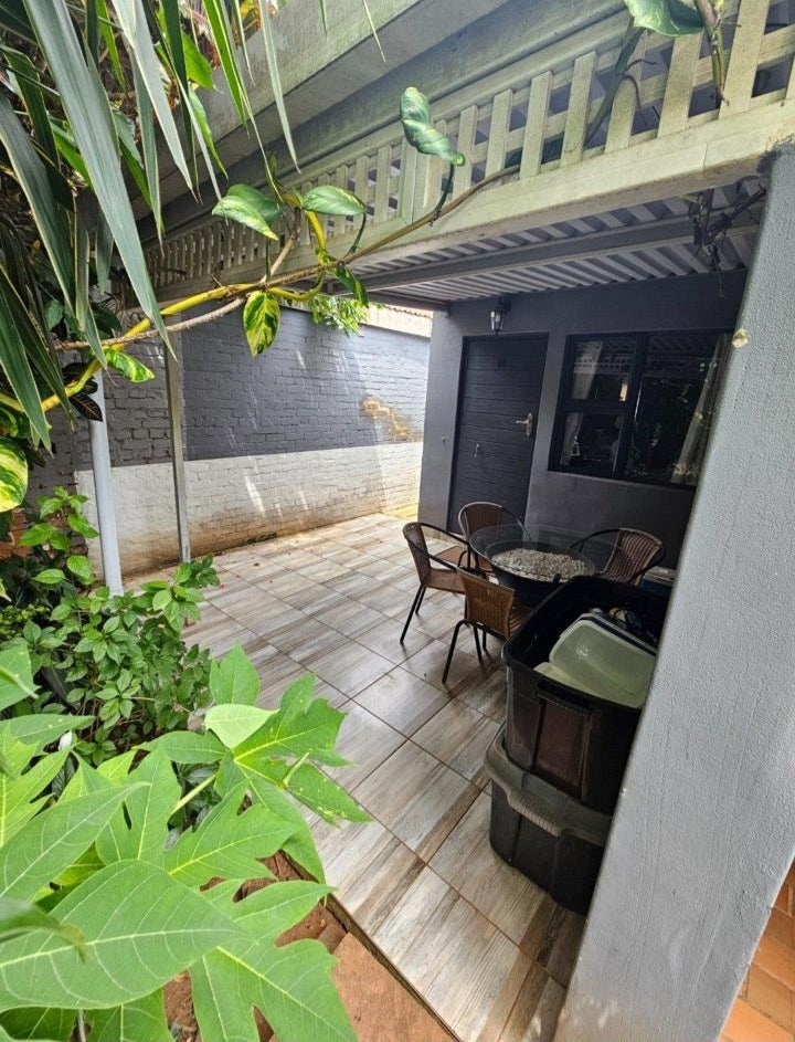 Flat to rent in Durban North