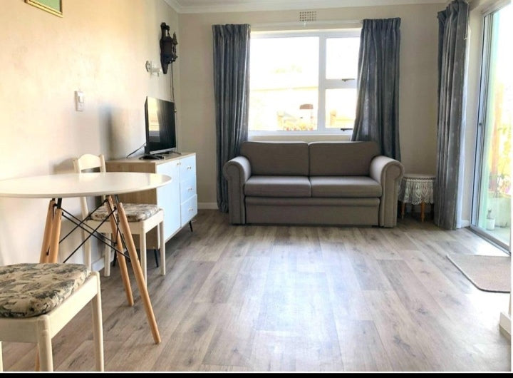 Flat to rent in South Field