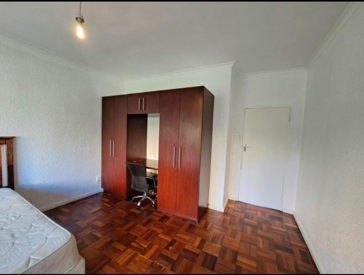 Flat to rent Rosebank
