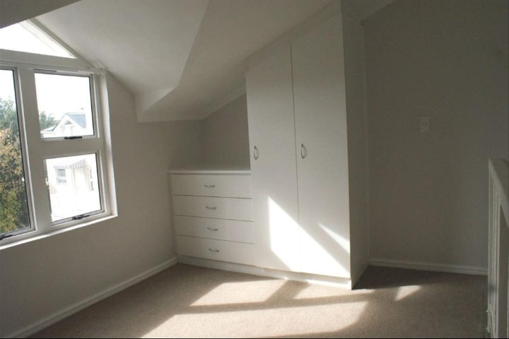 Flat To Rent In Wynberg Upper